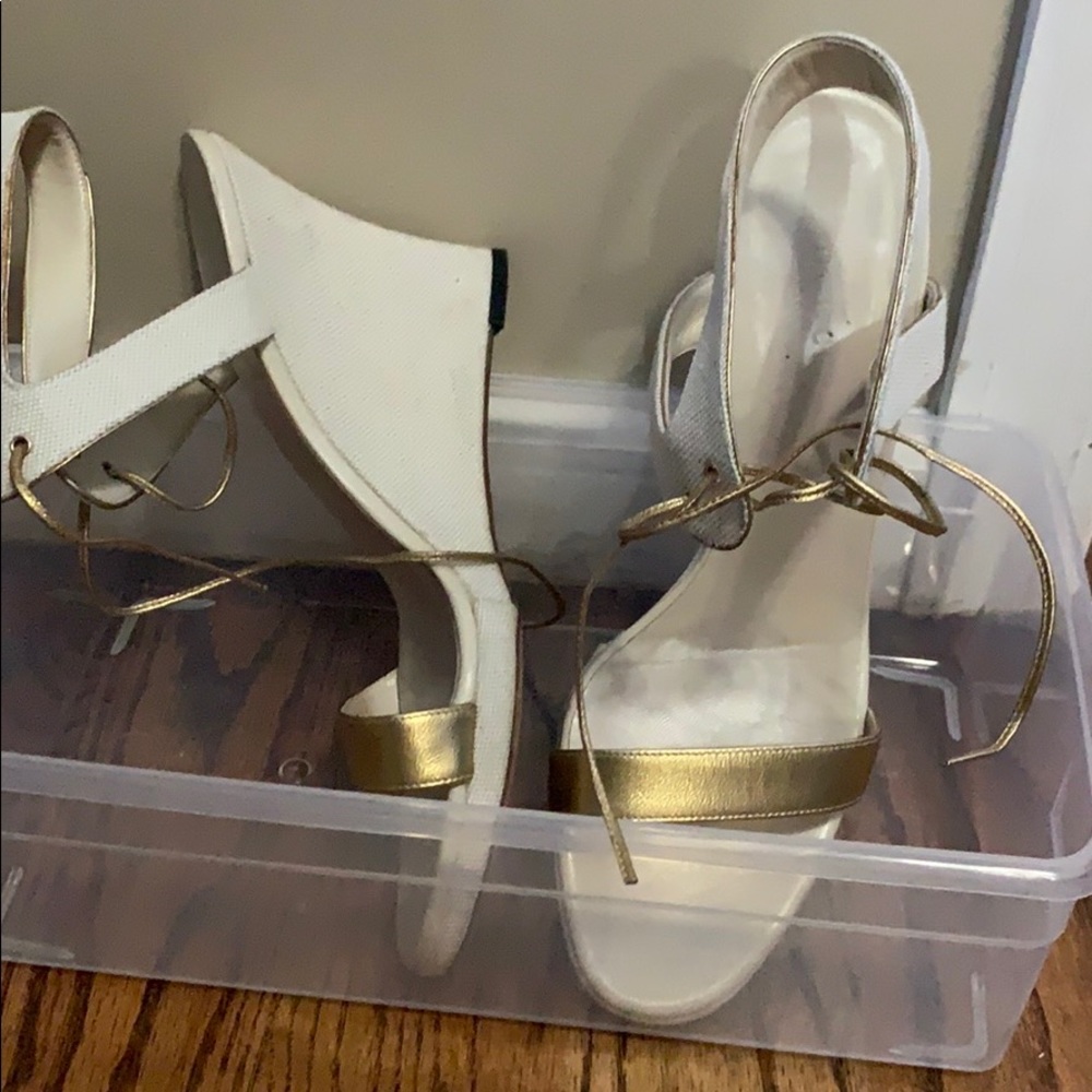 Gucci wedge size 9.5